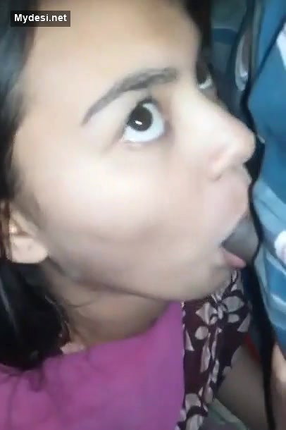 Desi cute girl suck her bf dick