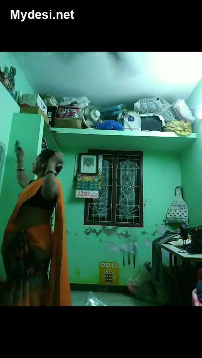 Mallu Aunty Chnaging Cloths