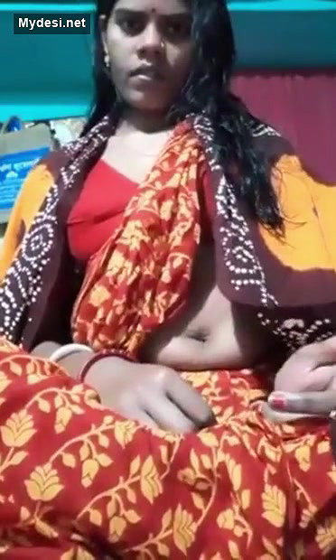 Desi village bhabai big navel