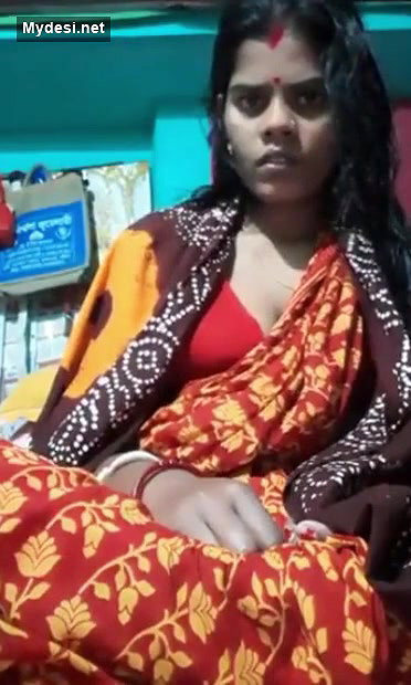 Desi village bhabai big navel