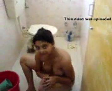 Cutegirl blowjob and bathing