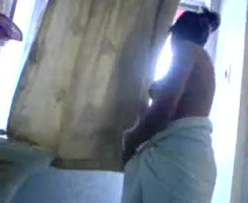 Cutegirl blowjob and bathing