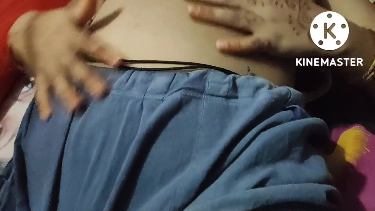 Indian house wife getting hot to hot