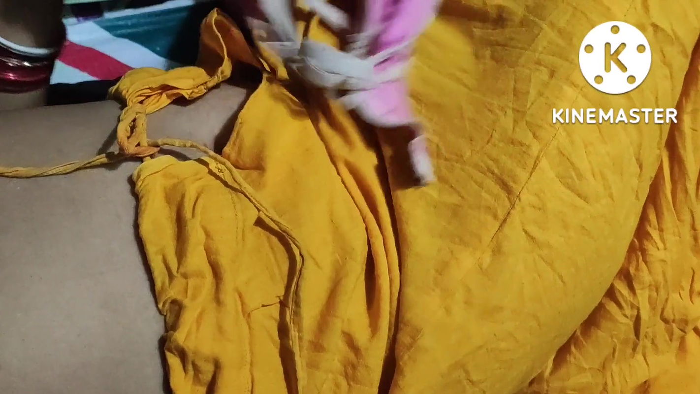 Nude masti on bed on hot boobs