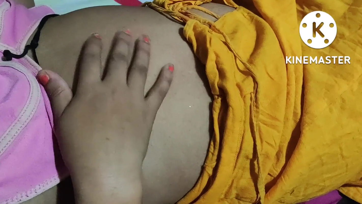 Nude masti on bed on hot boobs