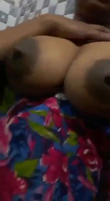 Horny Bhabhi paly With her Big Boobs