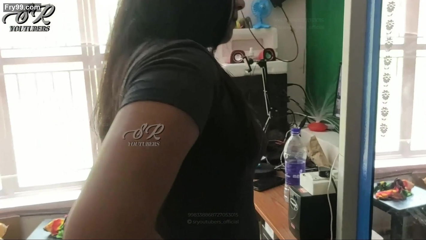 Vaishnavi – Boy Dominate With Feet Love