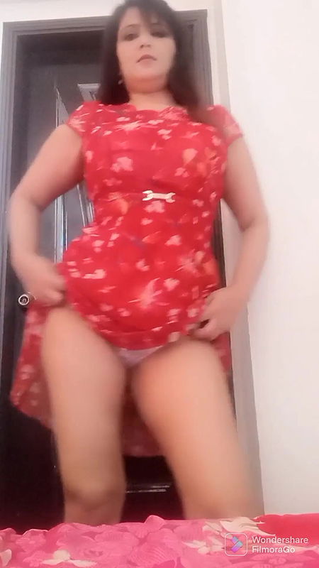 Super Hot Indian Girl Shows Her Boobs and pussy 10clips merged