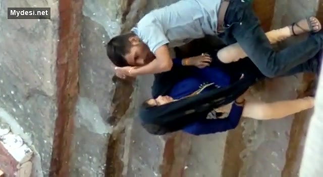 Clg lover outdoor fun