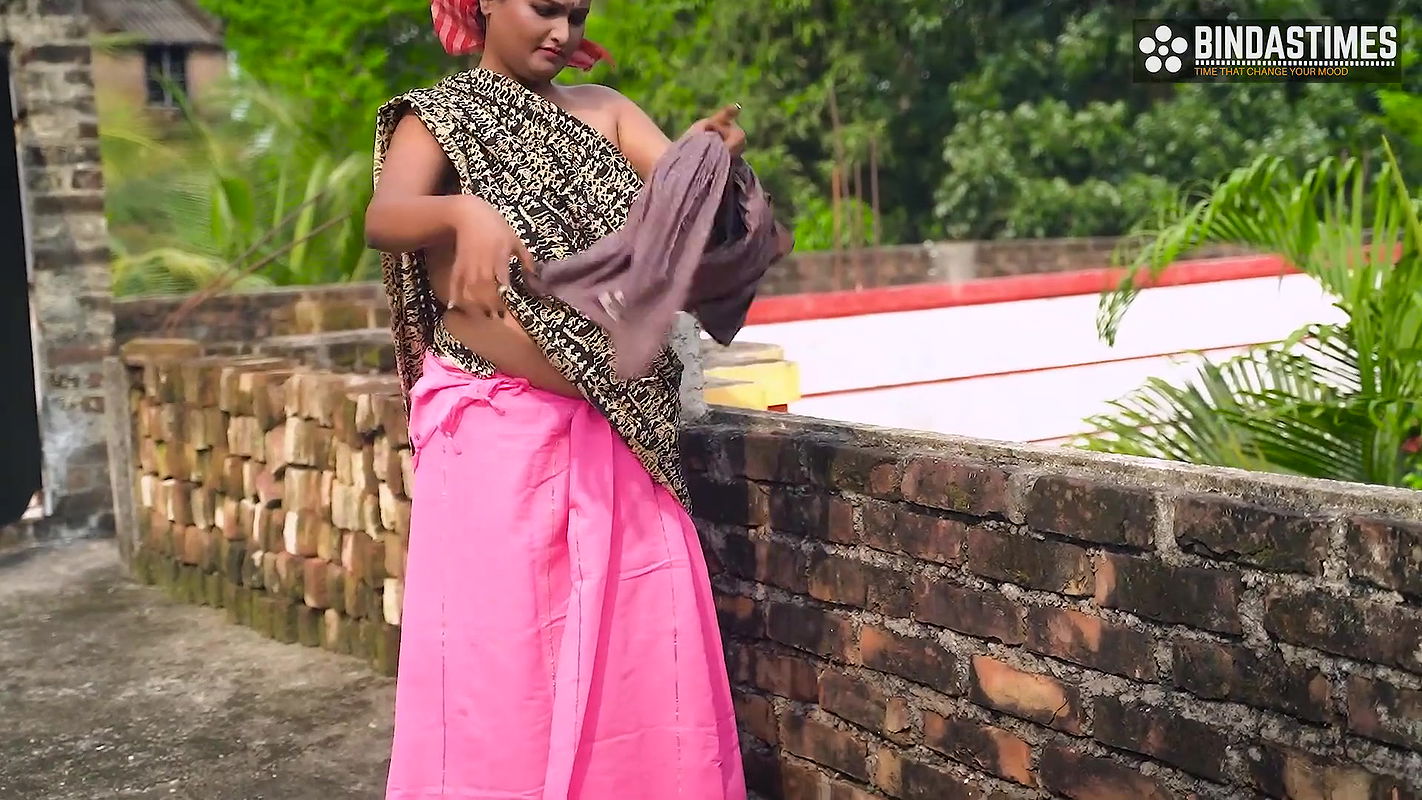 Hot Big Boobs Step Mother wantsstepson’s Big Cock when Daddy is not at Home Full Movie