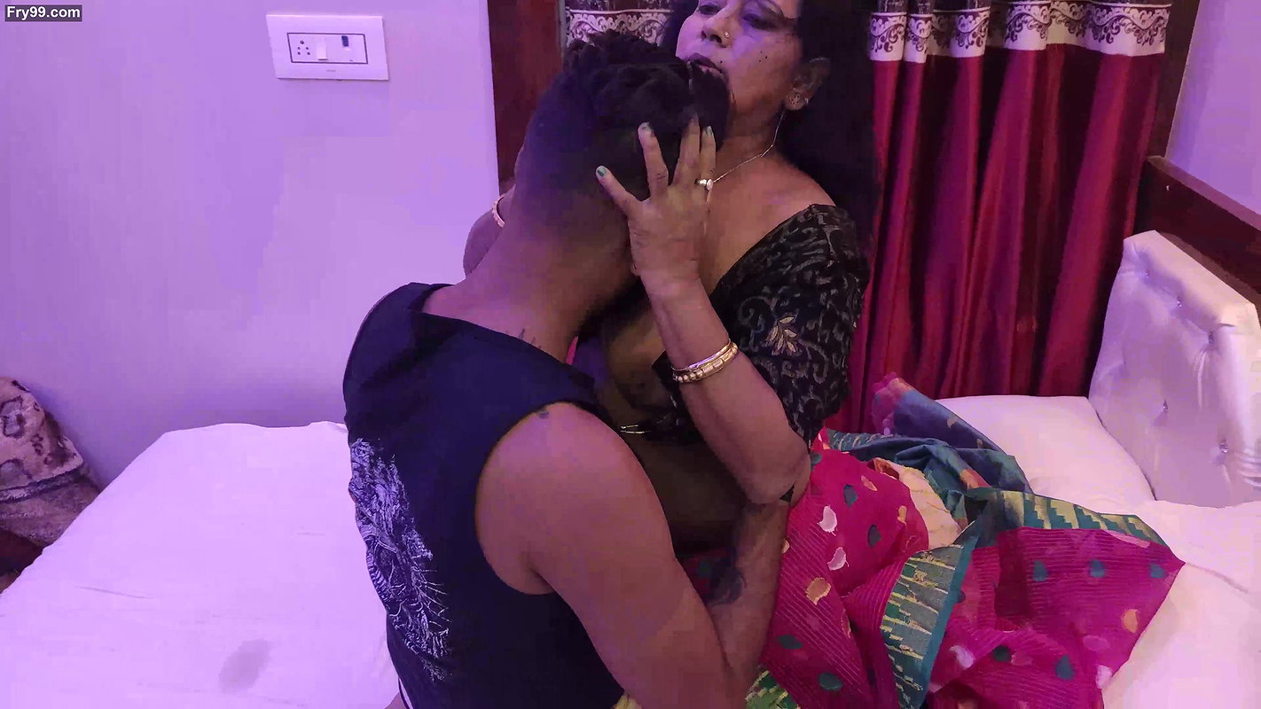 Indian mIlf fucked harder DOGGY Style