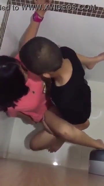 Pinay Girl Hard Fuck in Bathroom