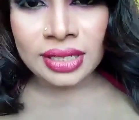 Bangladeshi Model Actress Sexy Busty Rasmi Alon Hot Live Show