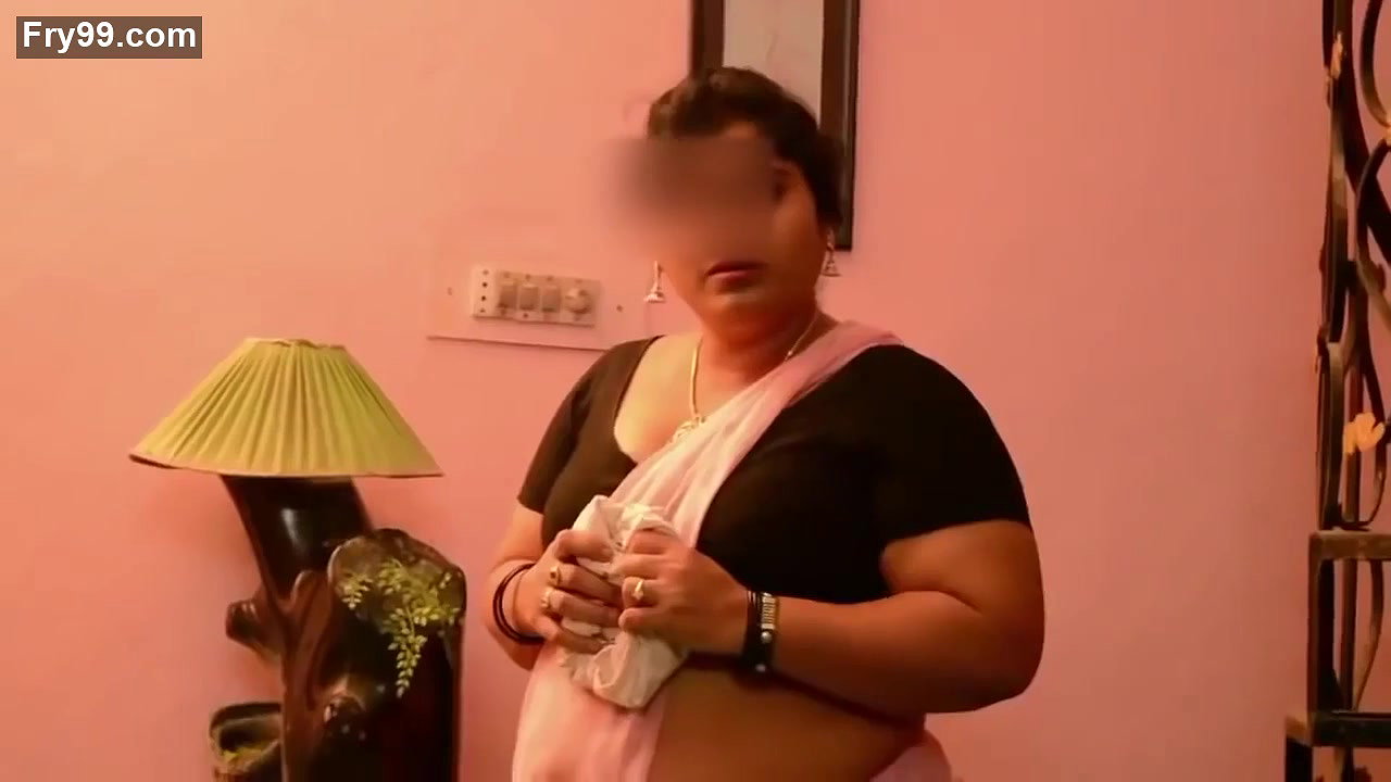 Booby chubby swetha aunty seducing young boy anil and getting enjoyed