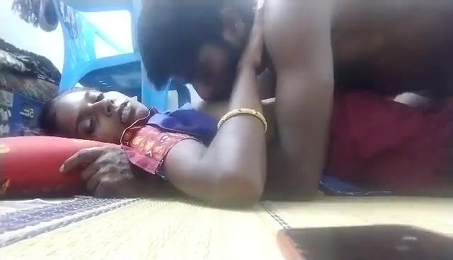 Neighbour bhabhi affair sexy boob sick mms vid