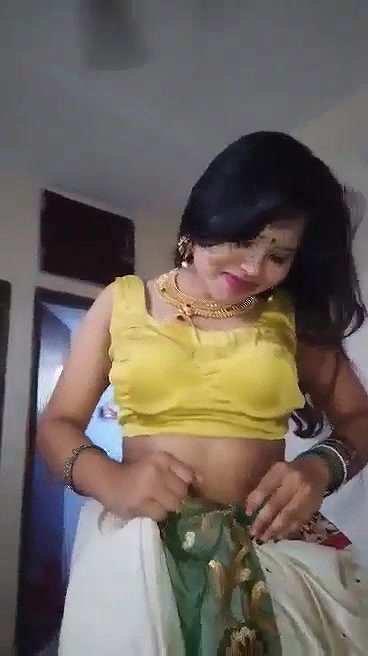Sexy Bhabi Part 2 clips merged