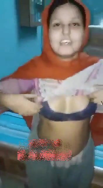 Bf making video & girl saying about boobs