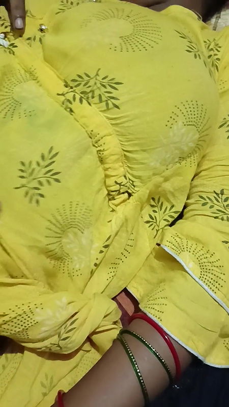 Sapna didi ki ghand bahut achhi hai