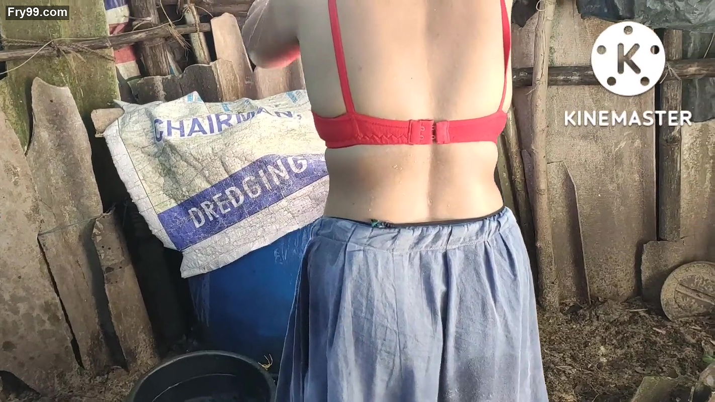 Anita hot bathing outside style