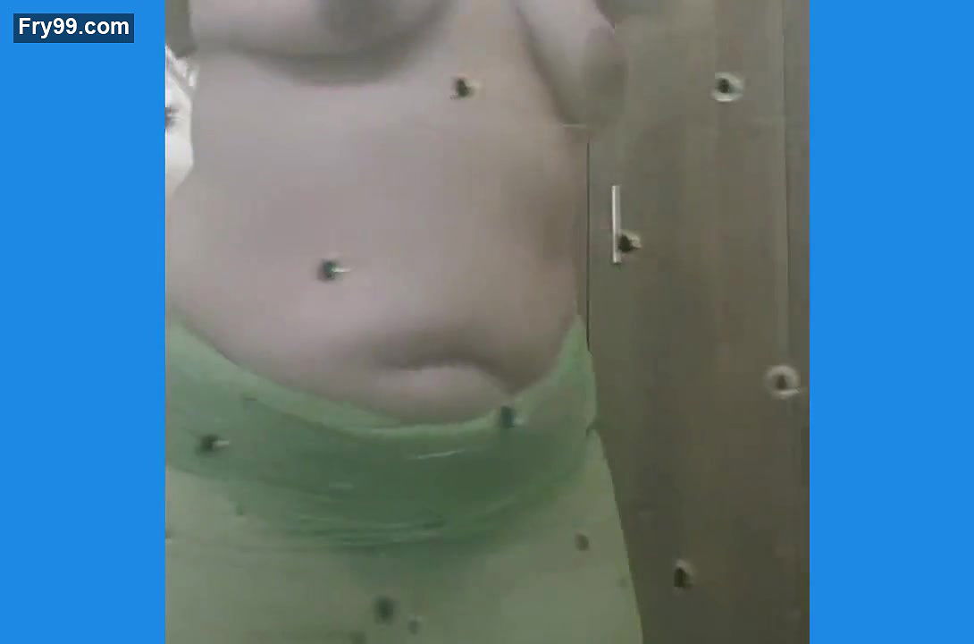 indian bhabi teasing her husband in net saree