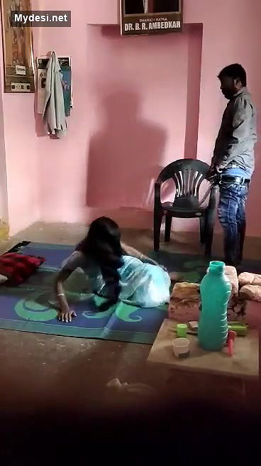 Desi village bhabi fucking quick with husband best friend