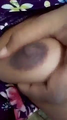 Desi Cute Girl Showing Boobs And Rubbing Her Wet Pussy