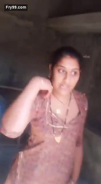 Beautiful Village Bhabi Got Caught With father in lw