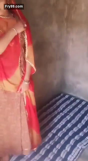 Beautiful Village Bhabi Got Caught With father in lw