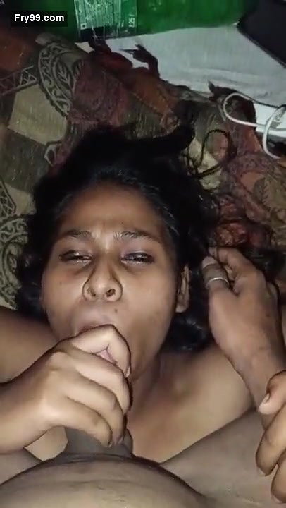 Desi Married Bhabi Sucking Dick