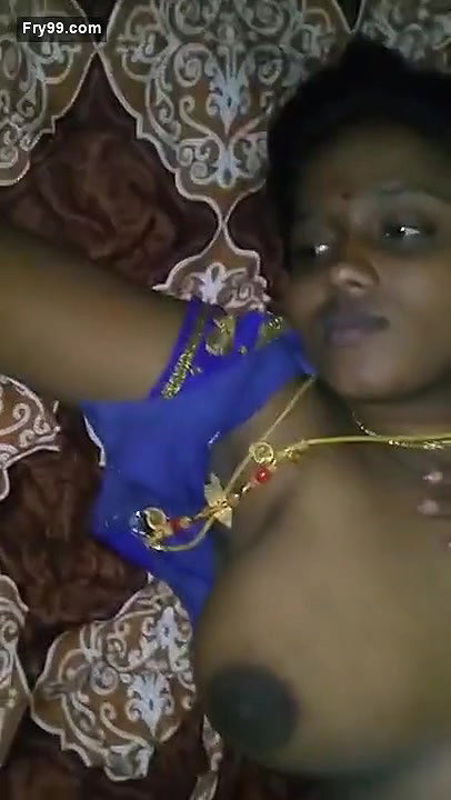 Married Tamil Wife Sucking Dick at Night