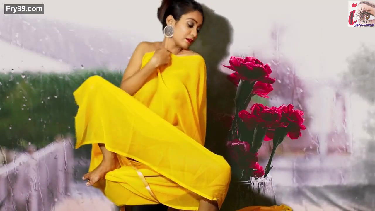 Sexy Yellow Saree Fashion