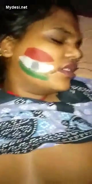 Desi bhabi fucking face