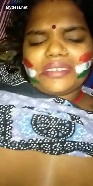 Desi bhabi fucking face