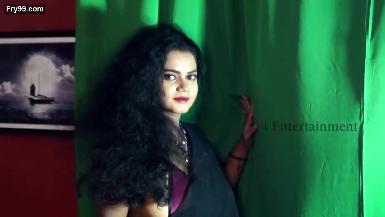 Black Bold Saree Fashion