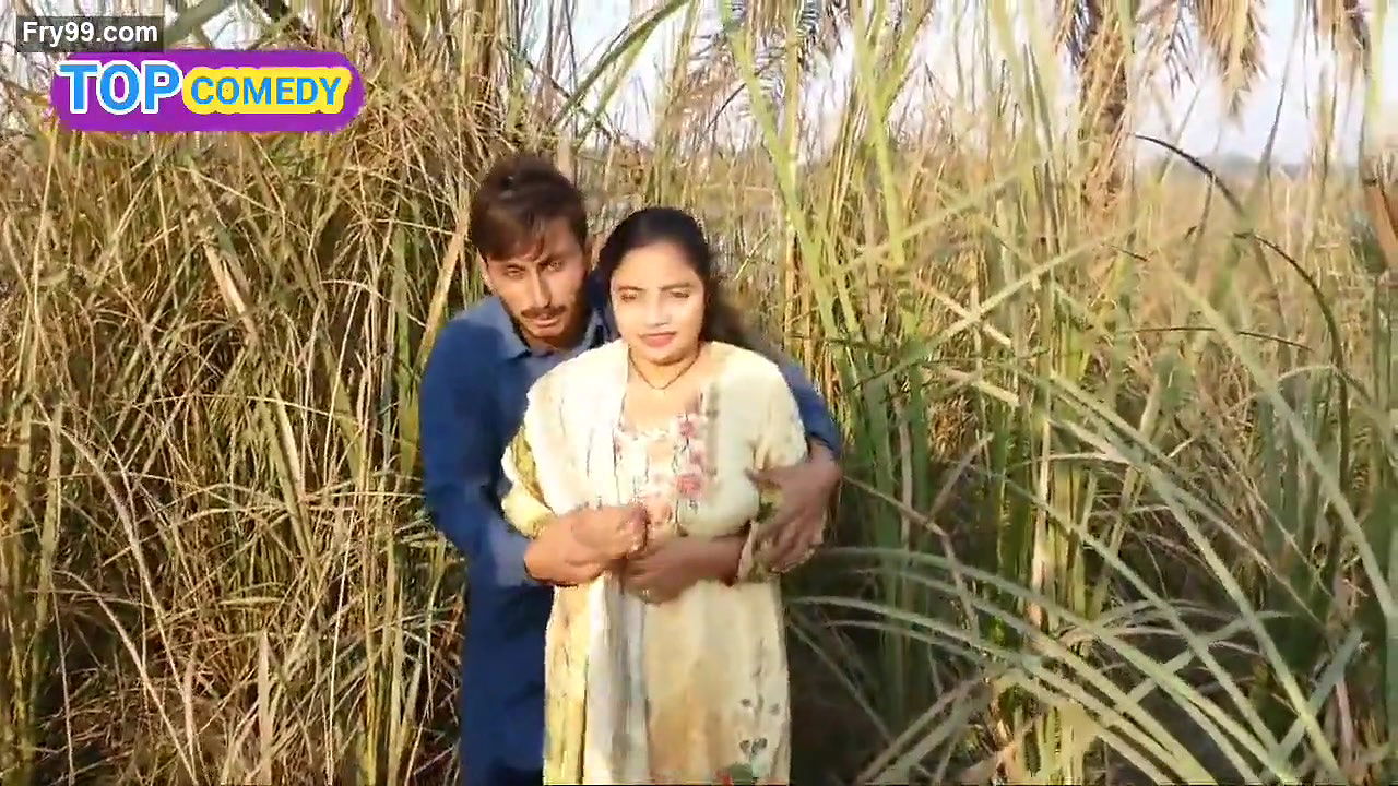 Pk bhabi boobs pres on youtube video