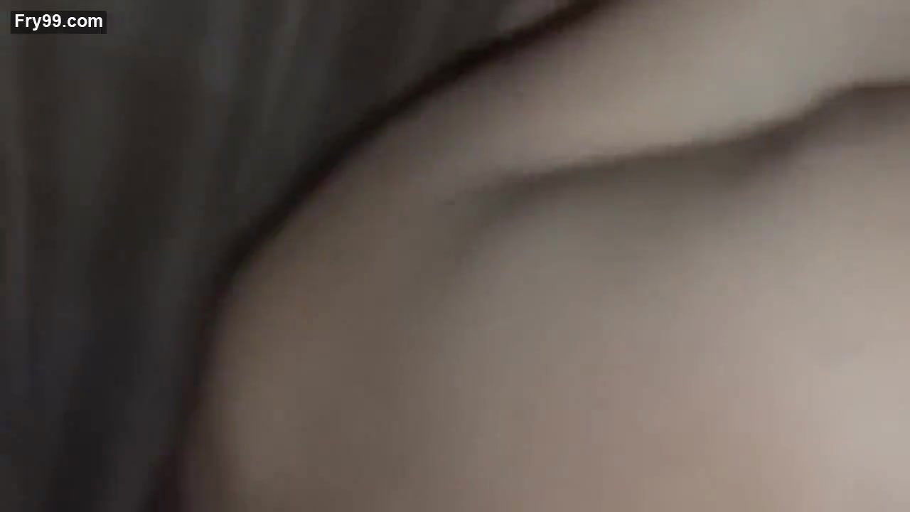 Desi Wife Gets an Amateur Creampie in her Wet and Tight Pussy