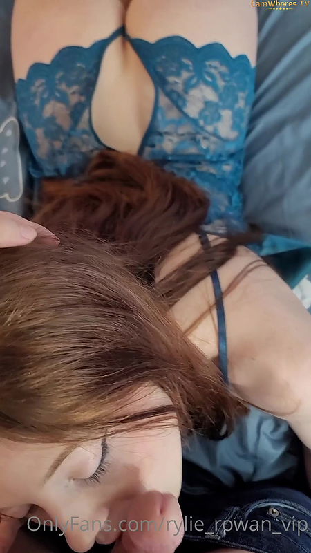 Onlyfans star Rylie Rowan 3