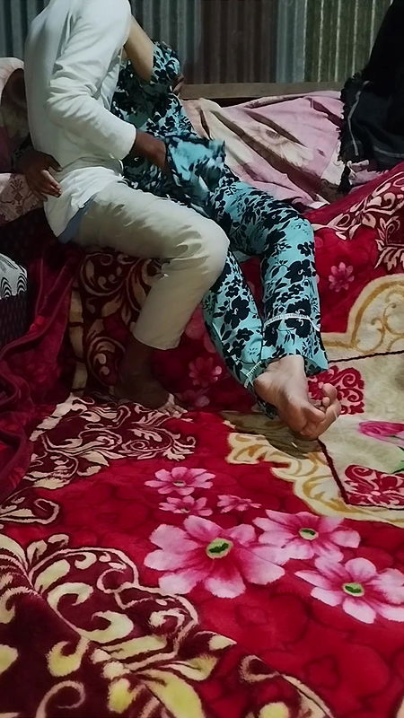 Desi Hot Village Girl First Time Fuck