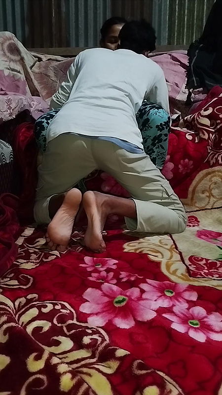 Desi Hot Village Girl First Time Fuck