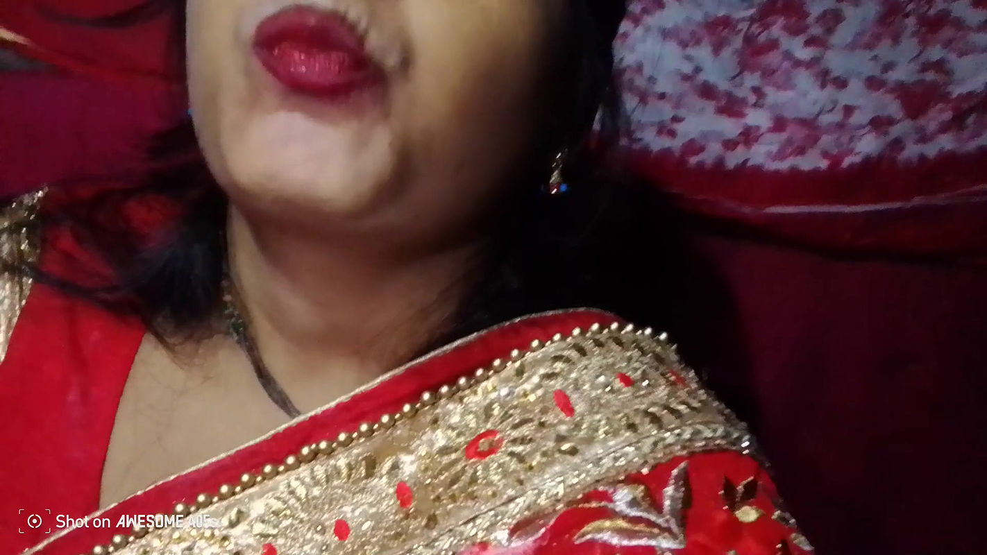 Horny Indian Sexi House Wife Ki Pyaashi Jawani (part 1)