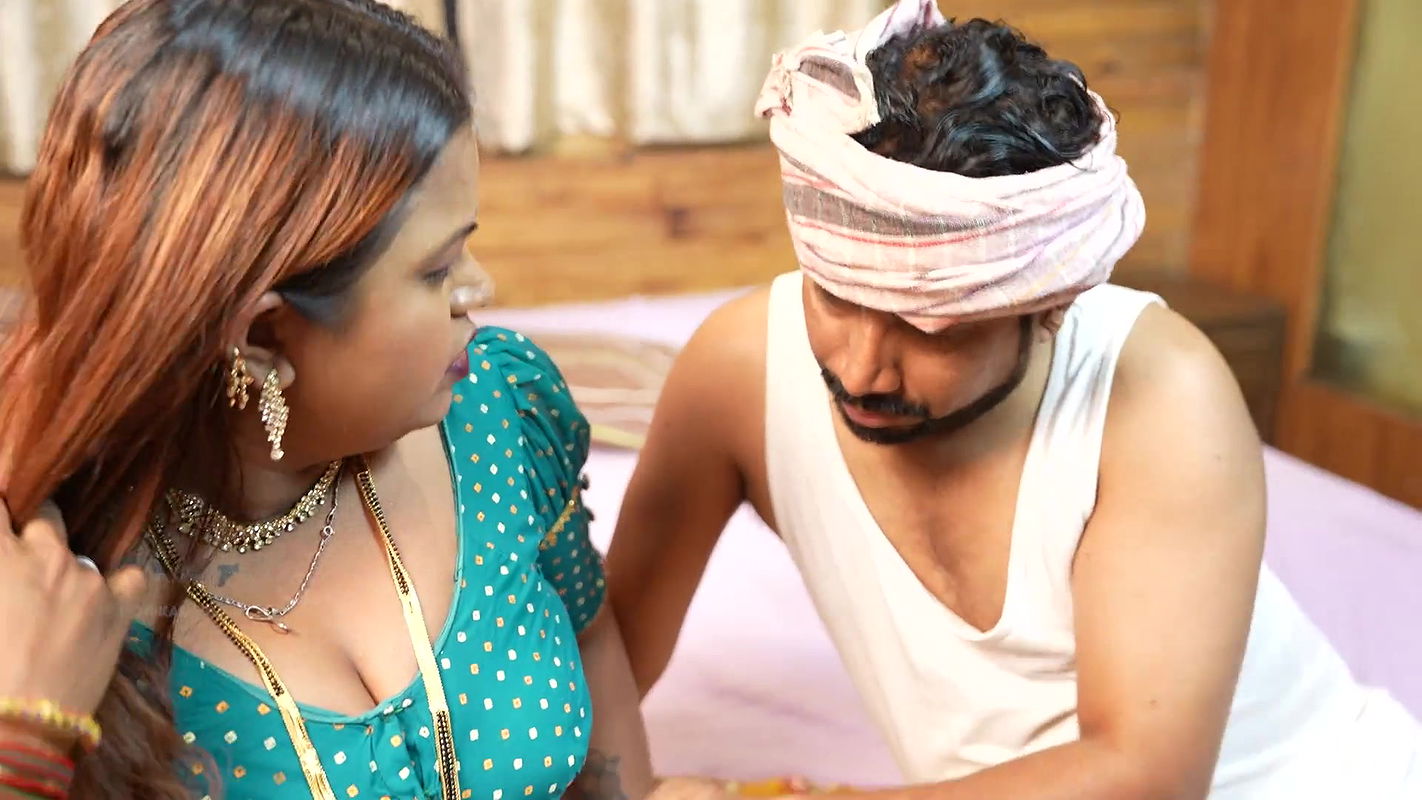 Indian Boss Wife Fuck with Her Servant Huge Deep Thorat 8 Inch Cock