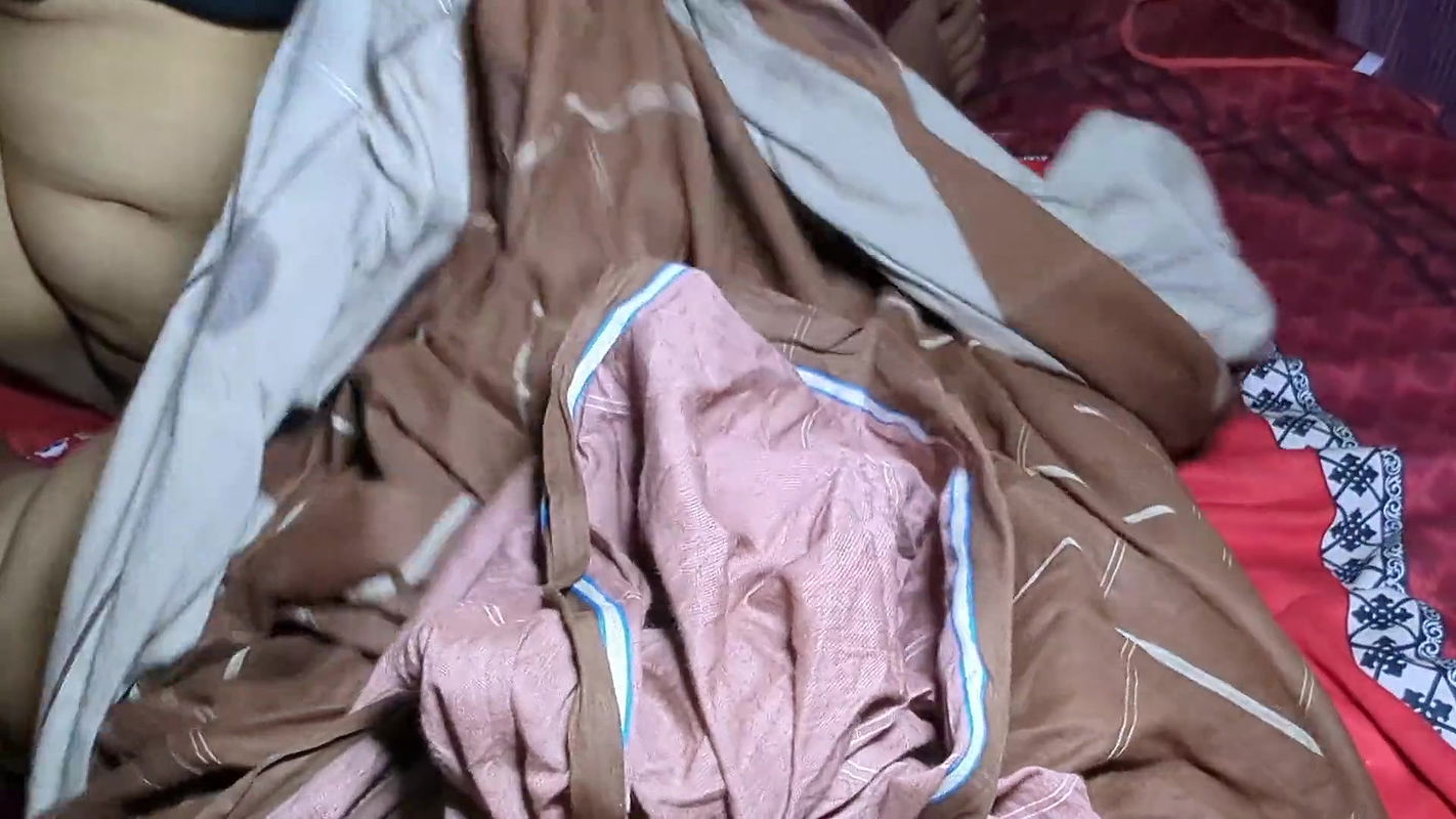 Big boobs milky bhabhi enjoyed the hardcore sex on the bed