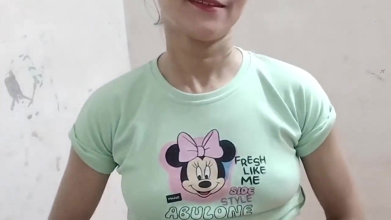 Muslim girlfriend ko bathroom me pakad ke pel diya