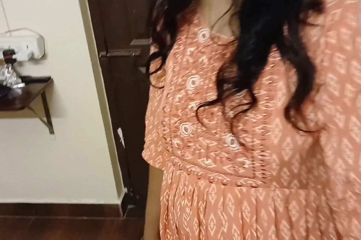 DESI INDIAN STRANGER GIRL FUCKING IN HOTEL ROOM