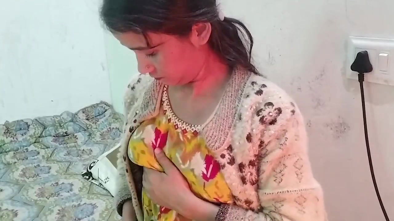 Cute step sister ko nanga kar ke pel diya