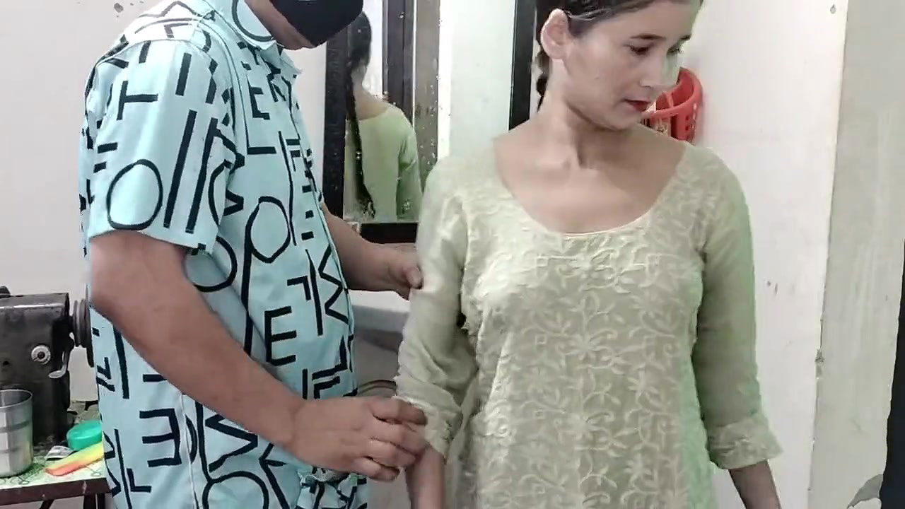 Cute step sister ko nanga kar ke big ke sath chod diya