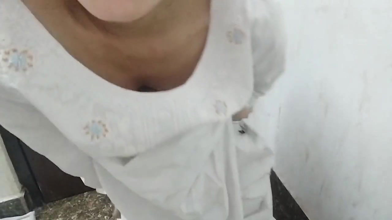 Chachi ko chodte pregnant kar diya