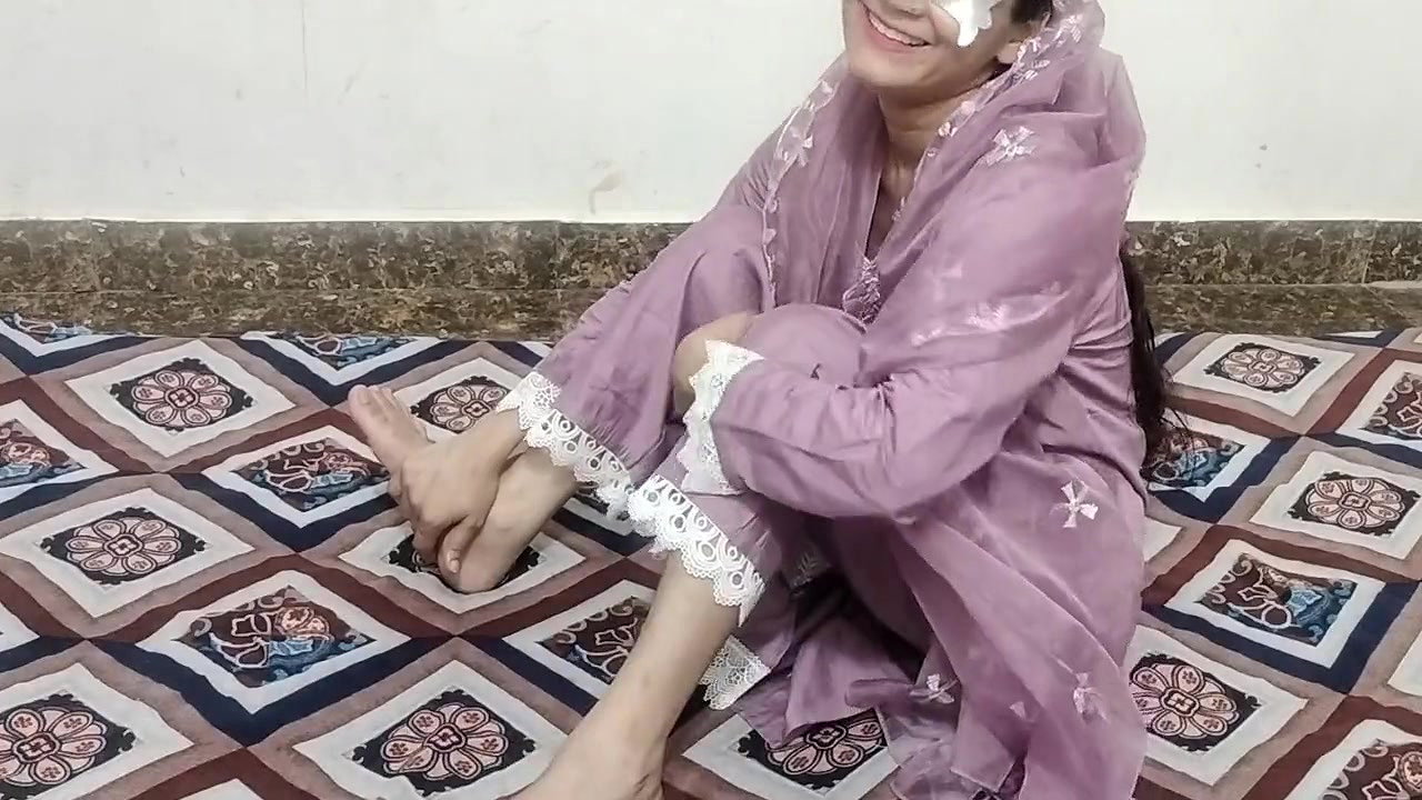 Chacha jaan ne meri tight pussy dekh meri jabar dasti chut mari