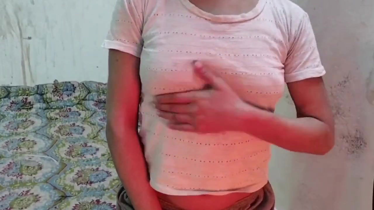 Bhabhi ko ghar me band kar ke pel diya