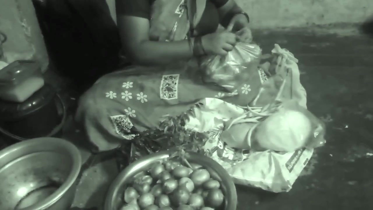 Aunty Home working boobs pressing in husband